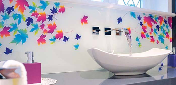 printed glass sink splahsback with maple leaves