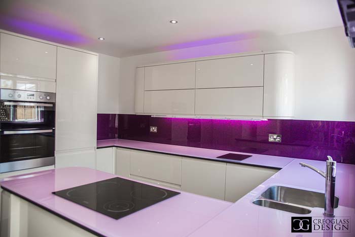 Coloured Glossy Glass Worktop 2